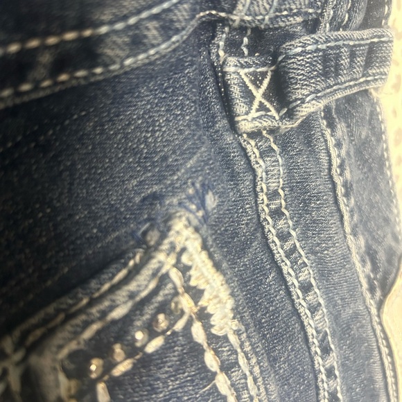 Jeans - Picture 3 of 4